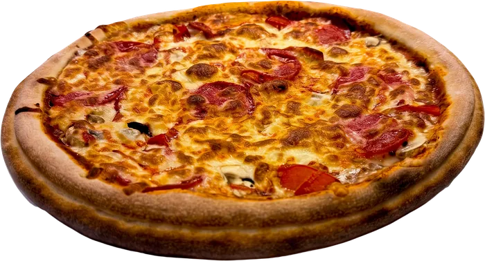 Halle special – Panpizza med mozzarella, starkkorv, lök, svamp och piripiri (stark)